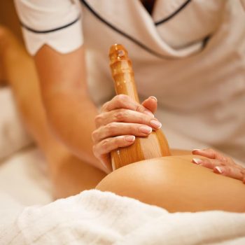 closeup-woman-having-anti-cellulite-massage-during-maderotherapy-treatment-spa_637285-2132 closeup-woman-having-anti-cellulite-massage-during-maderotherapy-treatment-spa_637285-2132